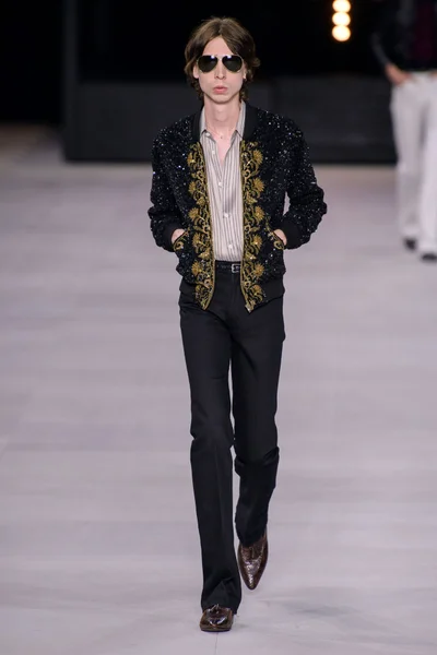 Look 31